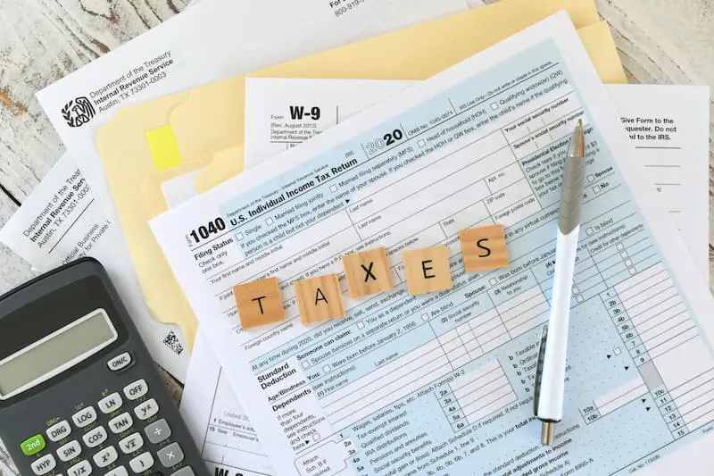 What Tax Service Bureaus Really Do (And What They Don’t)